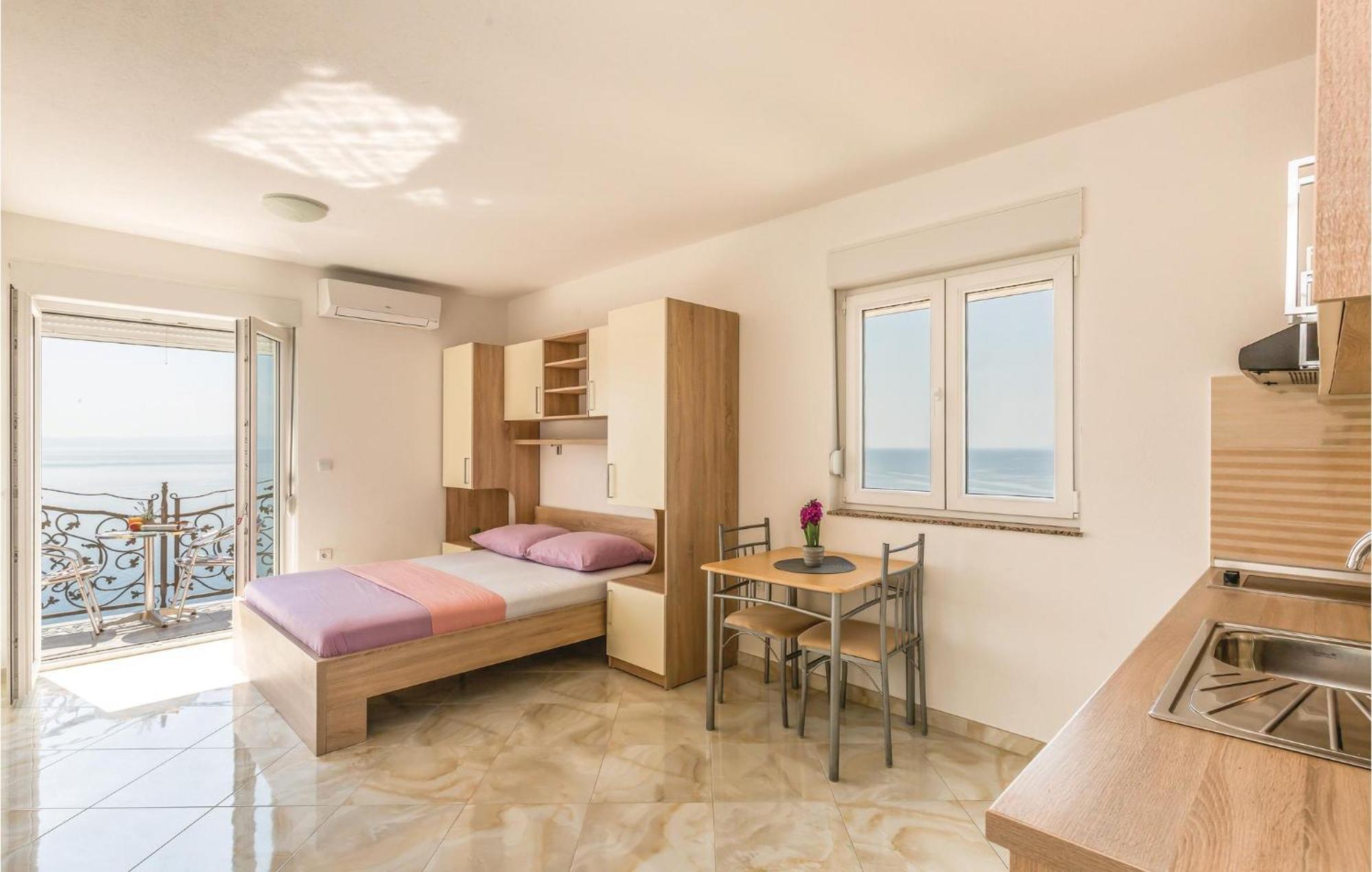 Gorgeous Apartment In Krvavica With Kitchen Exterior photo