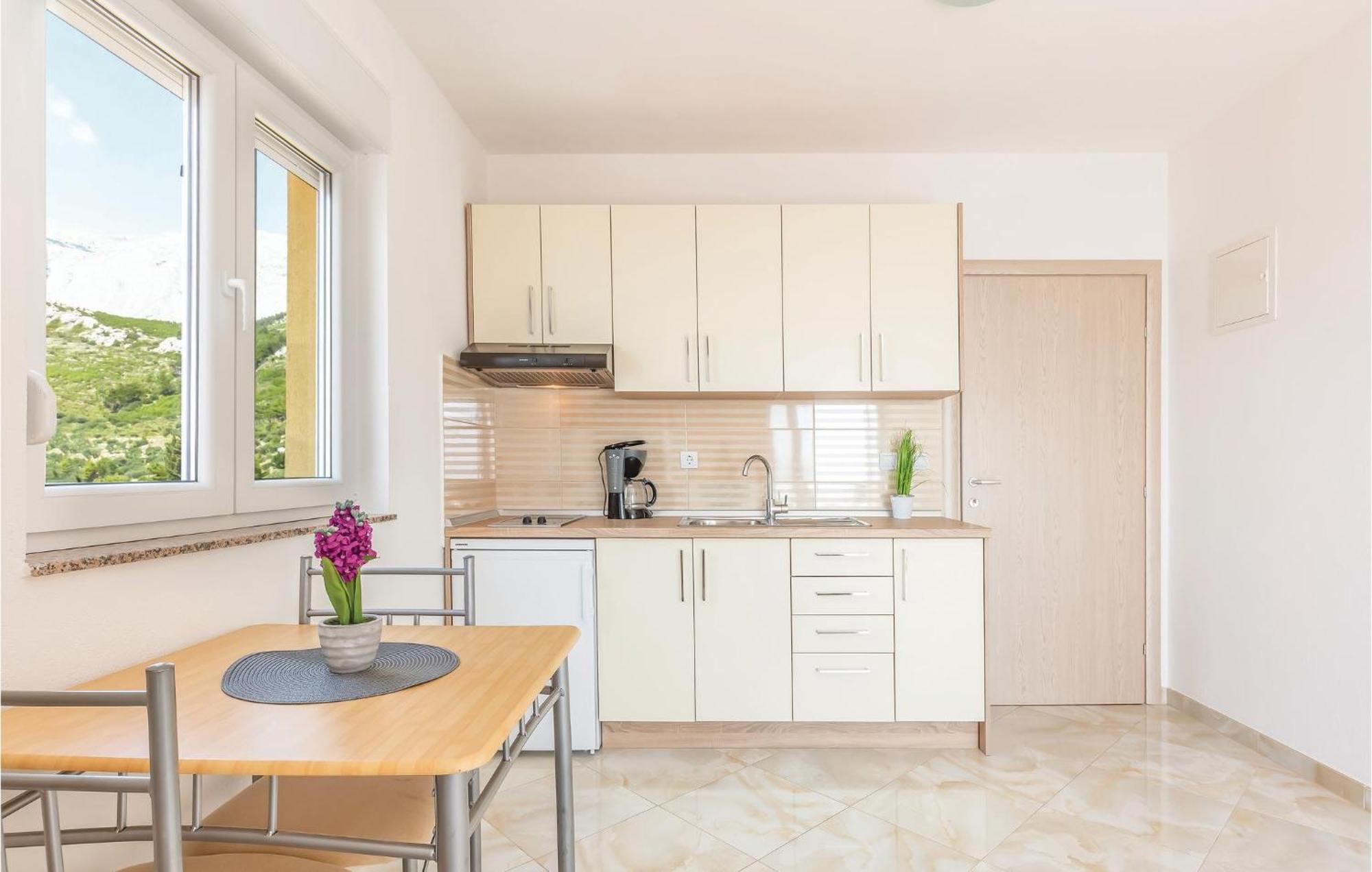 Gorgeous Apartment In Krvavica With Kitchen Exterior photo